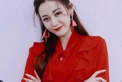 娱乐吃瓜社迪丽热巴,娱乐圈的瓜王，揭秘明星背后的故事